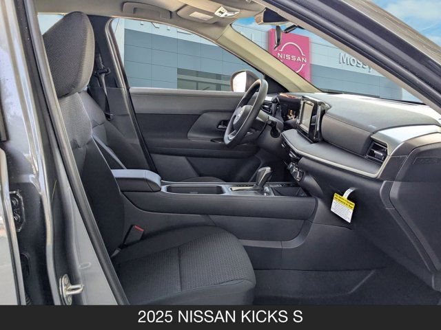 2025 Nissan Kicks S 2025 Nissan Kicks S