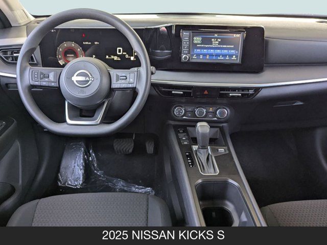 2025 Nissan Kicks S