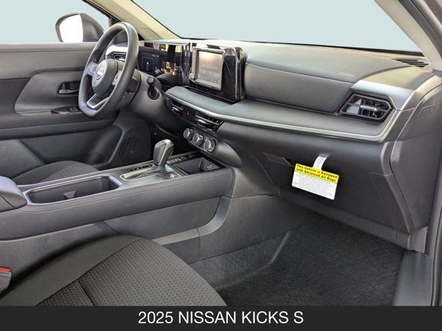 2025 Nissan Kicks S