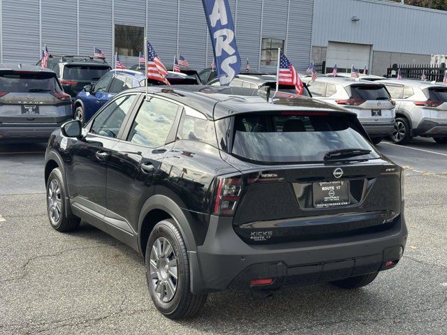 2025 Nissan Kicks S 2025 Nissan Kicks S