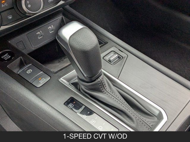 2025 Nissan Kicks SV 2025 Nissan Kicks SV