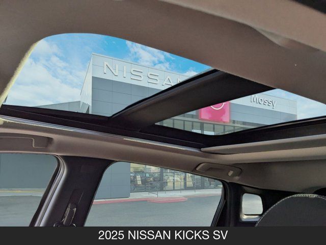 2025 Nissan Kicks SV 2025 Nissan Kicks SV