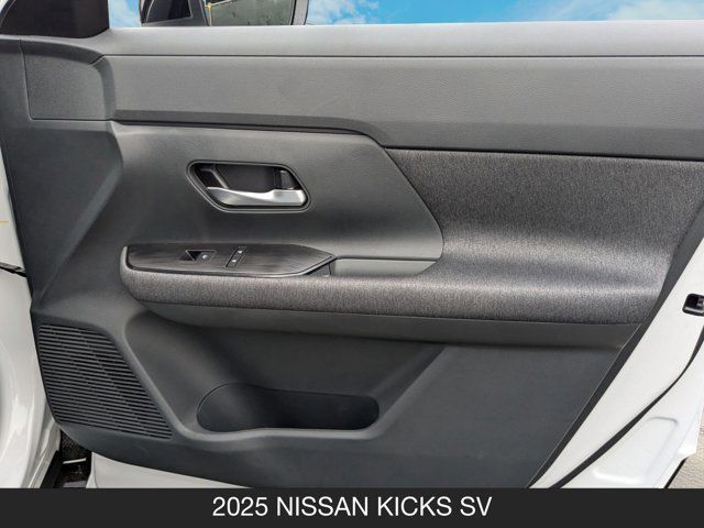 2025 Nissan Kicks SV 2025 Nissan Kicks SV