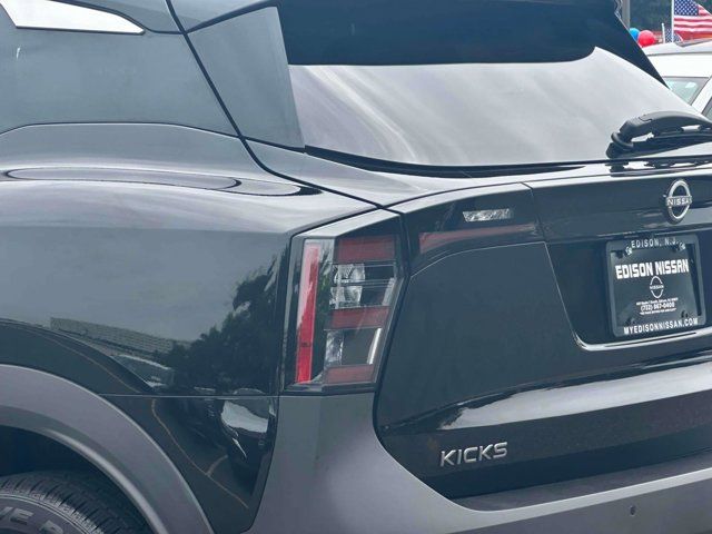 2025 Nissan Kicks SV