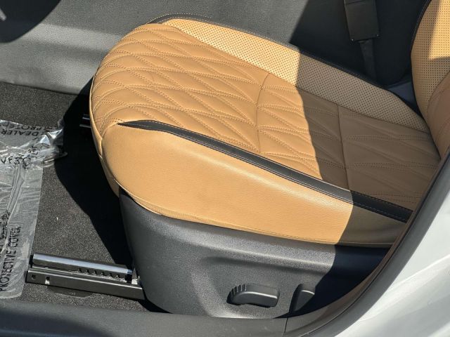 2025 Nissan Kicks SV AWD