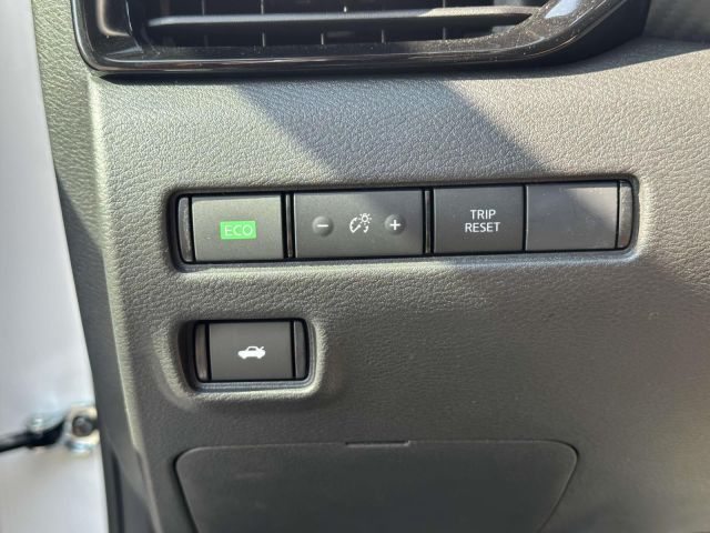 2025 Nissan Kicks SV AWD
