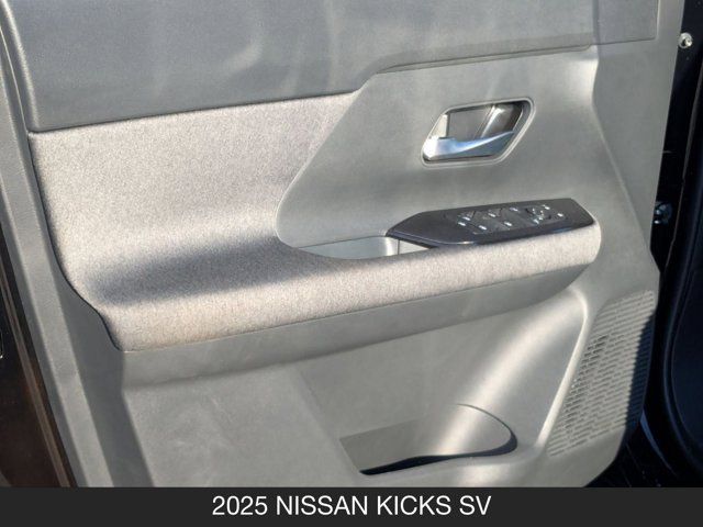 2025 Nissan Kicks SV 2025 Nissan Kicks SV