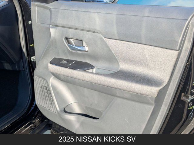 2025 Nissan Kicks SV 2025 Nissan Kicks SV