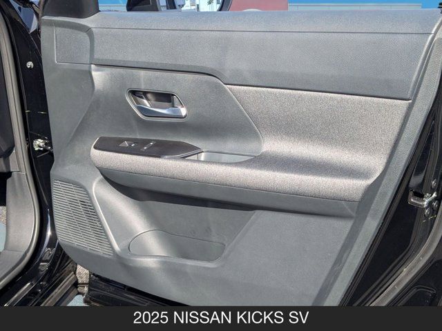 2025 Nissan Kicks SV 2025 Nissan Kicks SV