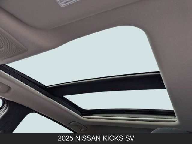 2025 Nissan Kicks SV