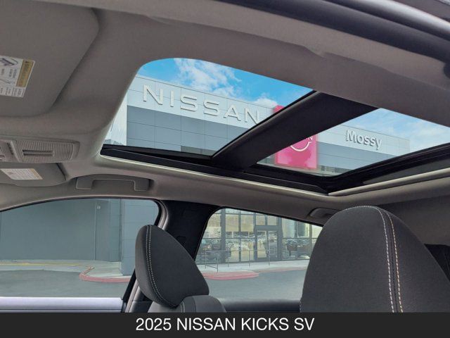 2025 Nissan Kicks SV 2025 Nissan Kicks SV