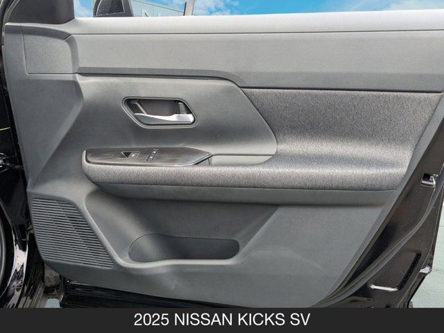 2025 Nissan Kicks SV 2025 Nissan Kicks SV
