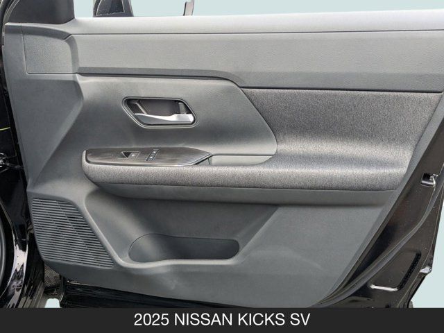 2025 Nissan Kicks SV
