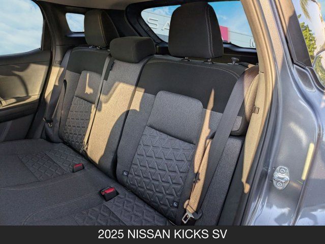 2025 Nissan Kicks SV 2025 Nissan Kicks SV