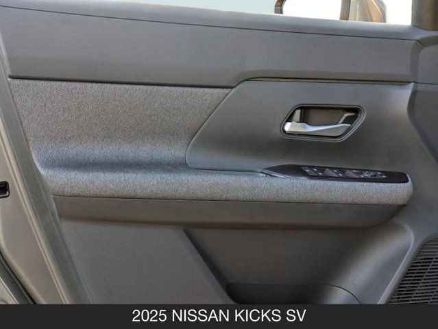 2025 Nissan Kicks SV