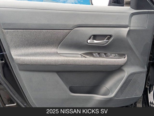 2025 Nissan Kicks SV 2025 Nissan Kicks SV