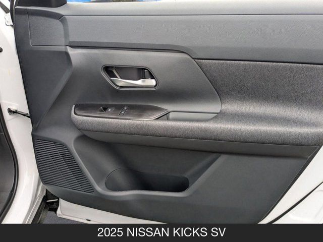 2025 Nissan Kicks SV 2025 Nissan Kicks SV