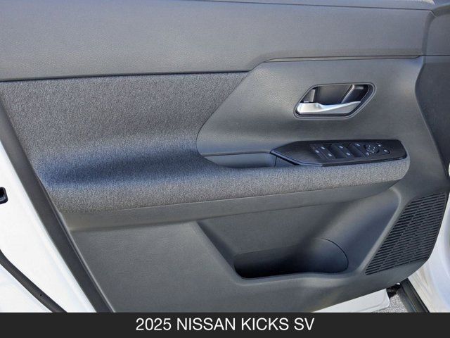 2025 Nissan Kicks SV 2025 Nissan Kicks SV