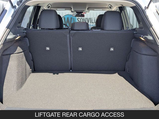 2025 Nissan Kicks SV 2025 Nissan Kicks SV