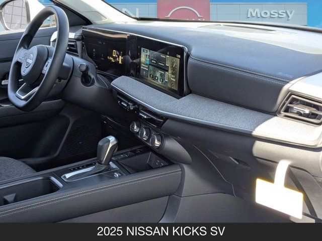 2025 Nissan Kicks SV 2025 Nissan Kicks SV