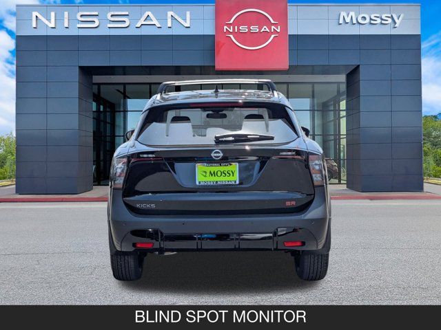 2025 Nissan Kicks SR 2025 Nissan Kicks SR