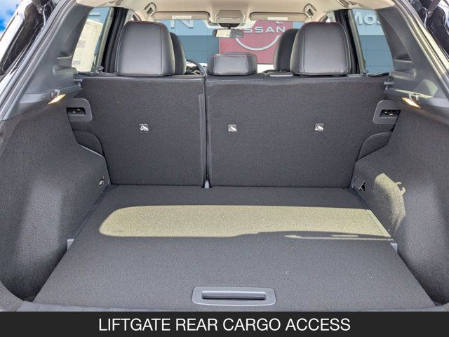 2025 Nissan Kicks SR 2025 Nissan Kicks SR