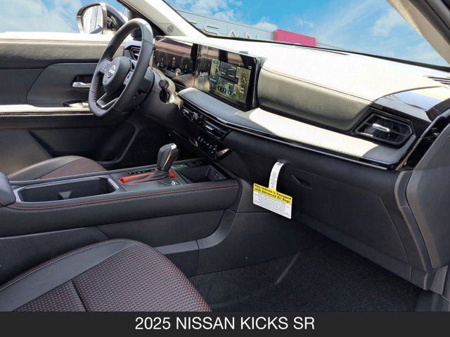 2025 Nissan Kicks SR 2025 Nissan Kicks SR