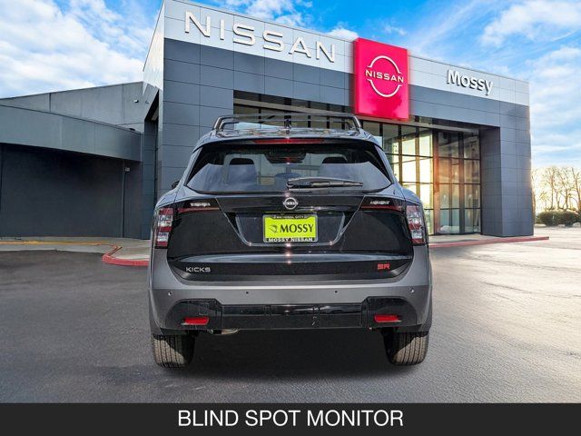 2025 Nissan Kicks SR 2025 Nissan Kicks SR