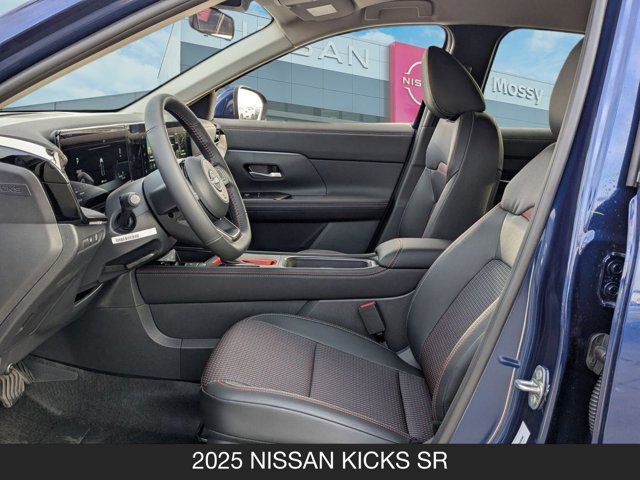 2025 Nissan Kicks SR 2025 Nissan Kicks SR