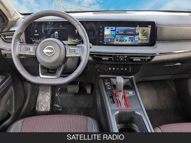 2025 Nissan Kicks SR 2025 Nissan Kicks SR