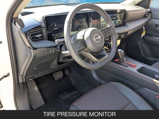 2025 Nissan Kicks SR 2025 Nissan Kicks SR