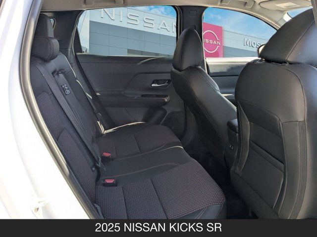 2025 Nissan Kicks SR 2025 Nissan Kicks SR
