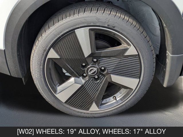 2025 Nissan Kicks SR 2025 Nissan Kicks SR