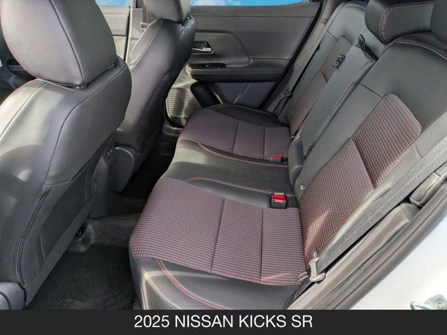 2025 Nissan Kicks SR 2025 Nissan Kicks SR