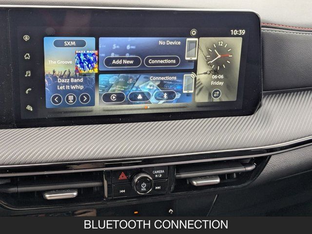 2025 Nissan Kicks SR 2025 Nissan Kicks SR