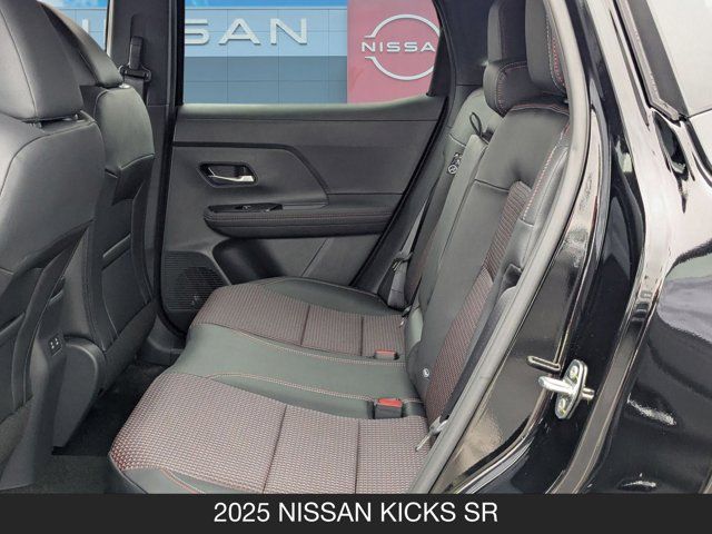 2025 Nissan Kicks SR 2025 Nissan Kicks SR