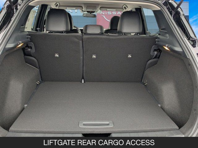 2025 Nissan Kicks SR 2025 Nissan Kicks SR