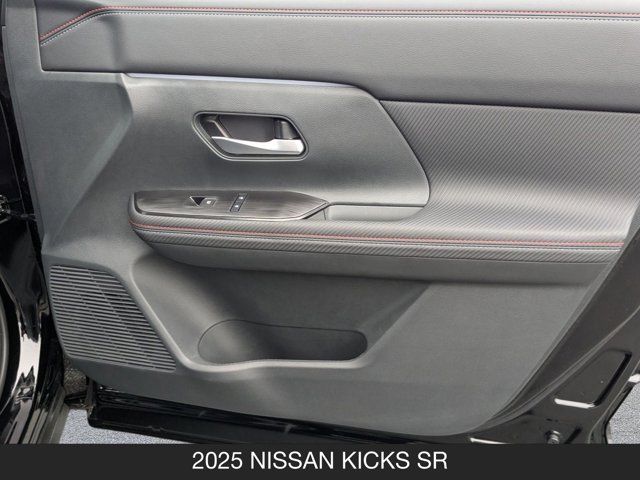 2025 Nissan Kicks SR 2025 Nissan Kicks SR