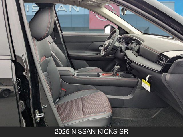 2025 Nissan Kicks SR 2025 Nissan Kicks SR