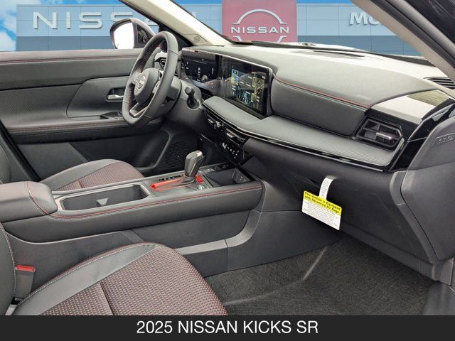 2025 Nissan Kicks SR 2025 Nissan Kicks SR