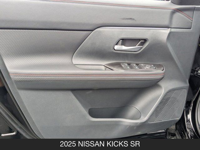 2025 Nissan Kicks SR 2025 Nissan Kicks SR