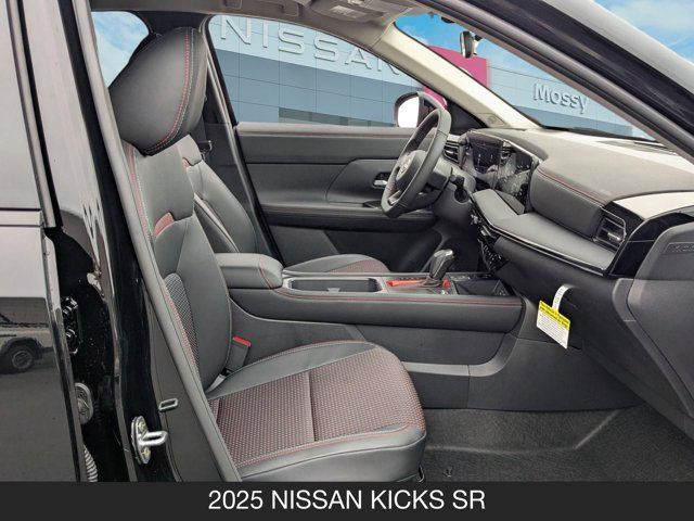 2025 Nissan Kicks SR 2025 Nissan Kicks SR