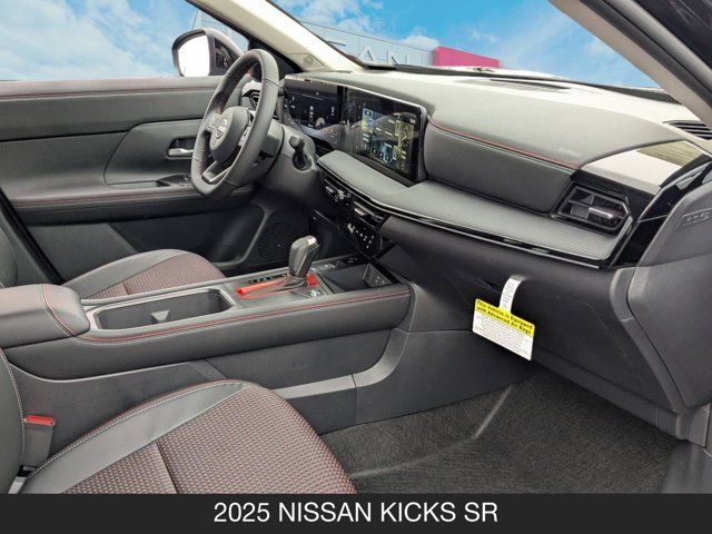 2025 Nissan Kicks SR 2025 Nissan Kicks SR