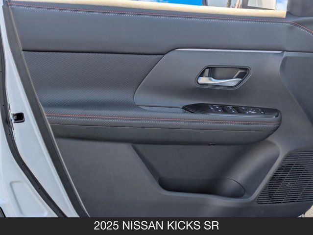 2025 Nissan Kicks SR 2025 Nissan Kicks SR