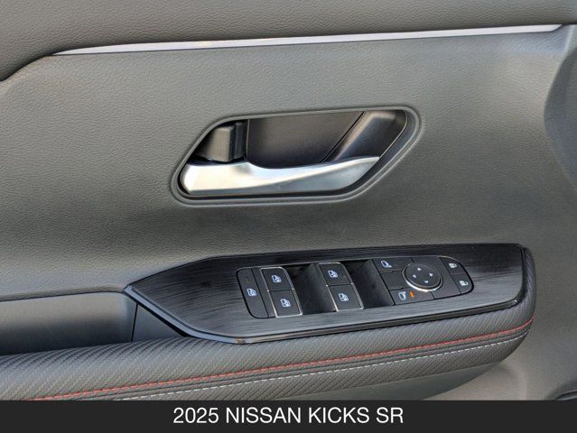 2025 Nissan Kicks SR 2025 Nissan Kicks SR