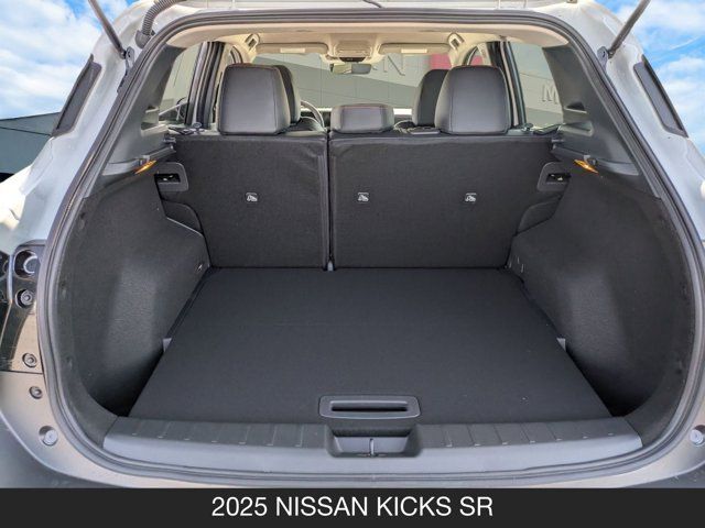 2025 Nissan Kicks SR 2025 Nissan Kicks SR