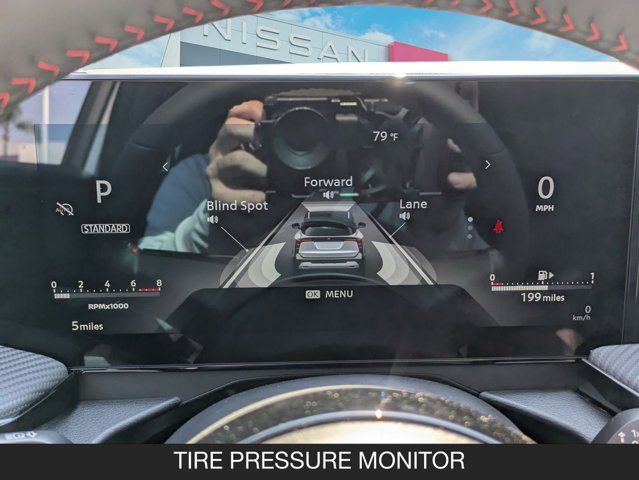 2025 Nissan Kicks SR 2025 Nissan Kicks SR