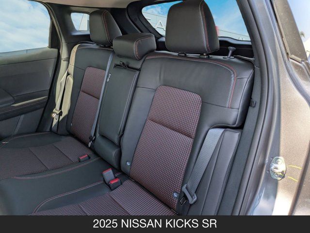 2025 Nissan Kicks SR 2025 Nissan Kicks SR