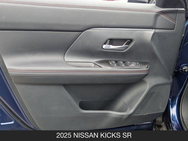 2025 Nissan Kicks SR 2025 Nissan Kicks SR