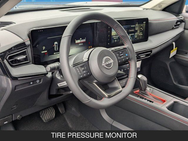 2025 Nissan Kicks SR 2025 Nissan Kicks SR